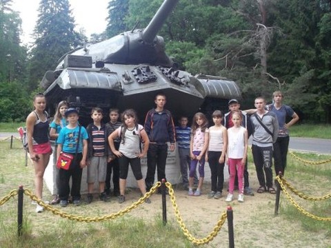 По тропинкам родного края в палаточном лагере «Криница» По тропинкам родного края в палаточном лагере «Криница»