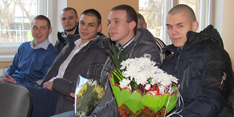 И вновь я у школьной доски