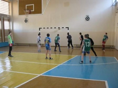 Футбол и зимой бывает Футбол и зимой бывает