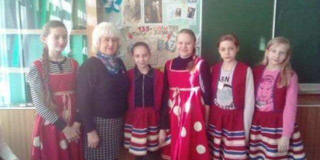 «Нас слова Купалы і Коласа кліча»